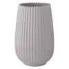 Ваза темно-серого цвета из коллекции Edge, 20 см, Tkano