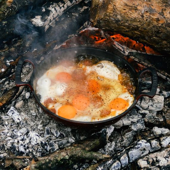 Сковорода круглая чугунная с 2-мя ручками на деревянной подставке, 20 см, LAVA, изображение 7