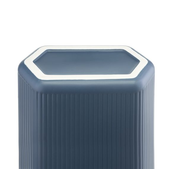 Ваза темно-синего цвета из коллекции Edge, 20см, Tkano, изображение 6