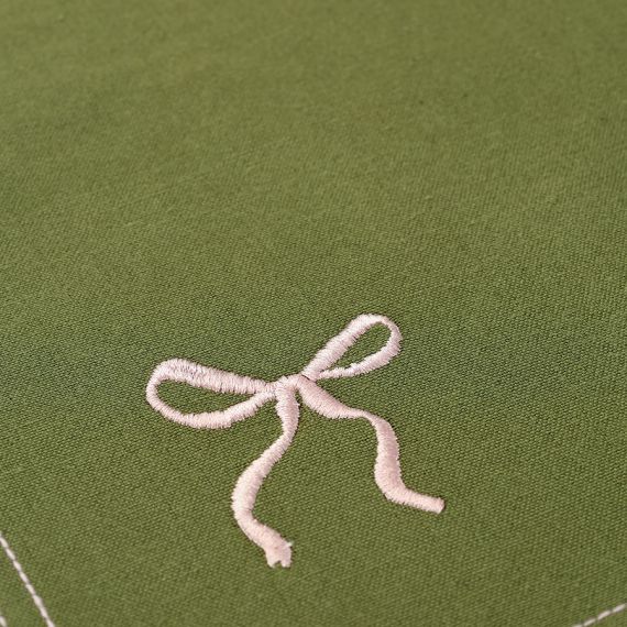 Дорожка на стол Fancy Bows оливкового цвета из коллекции Essential, 45x150 см, Tkano, изображение 6