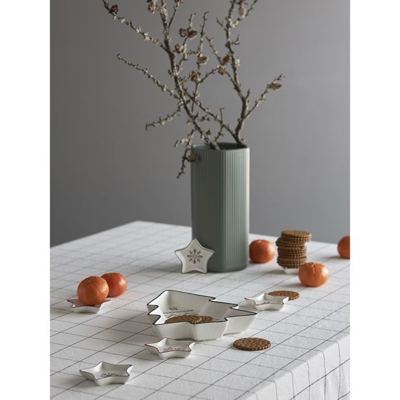 Набор из двух сервировочных тарелок Sweet Memories из коллекции New Year Essential, Tkano, изображение 3