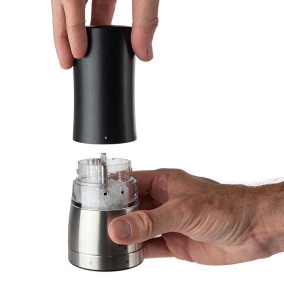 Мельница для соли электрическая 16 см, нержавеющая сталь, цвет черный, DAMAN PEUGEOT, Франция, изображение 3