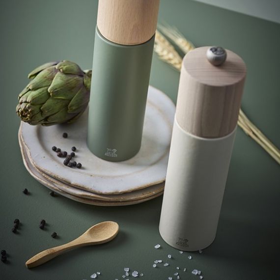Мельница для соли 21 см, бук, цвет светло-зеленый, BOREAL PEUGEOT, Франция, изображение 2